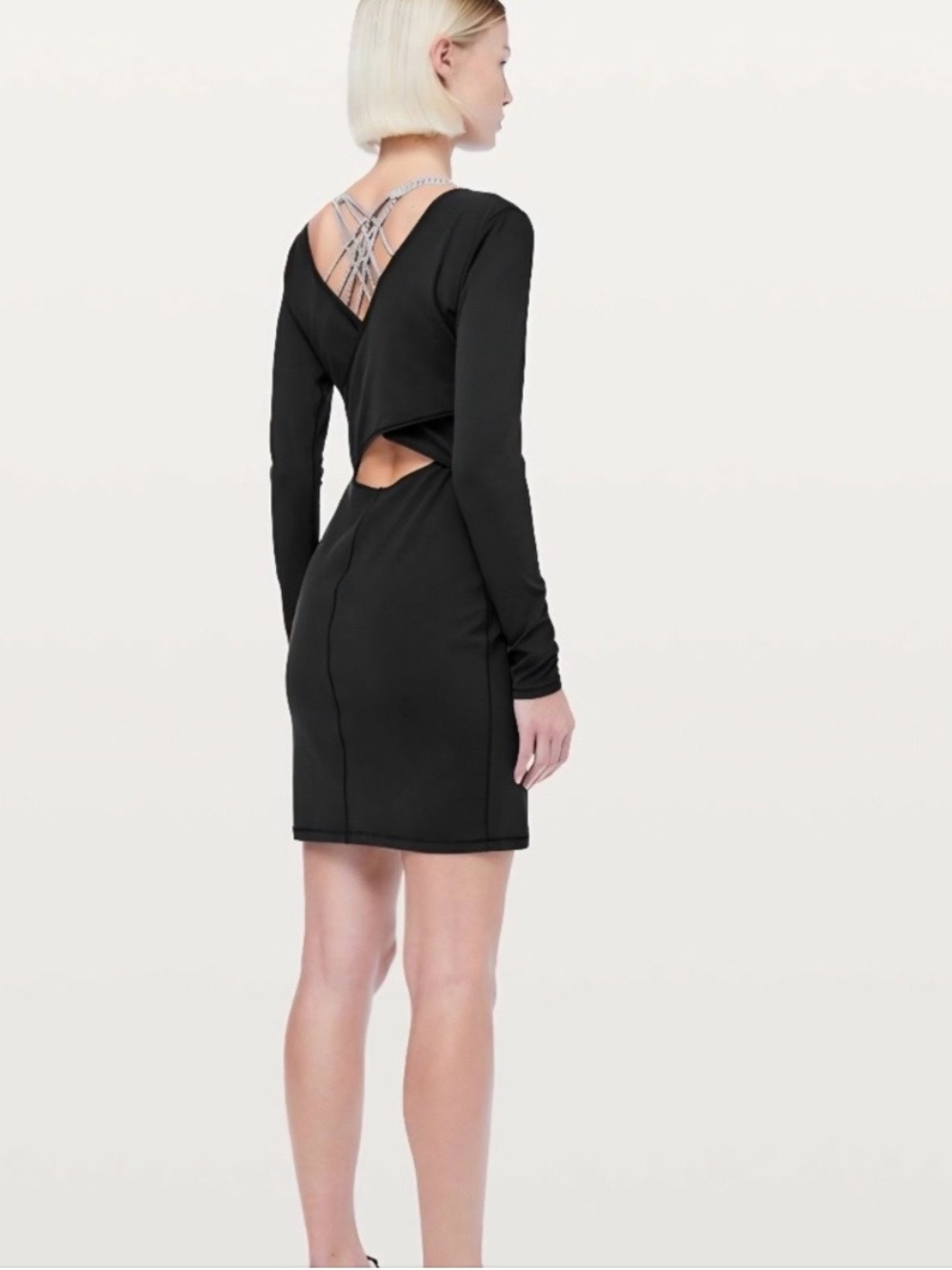 Lululemon Contour Long Sleeve Cutout Cross Back‎ Nulu Size 4? Dress Black Comfy